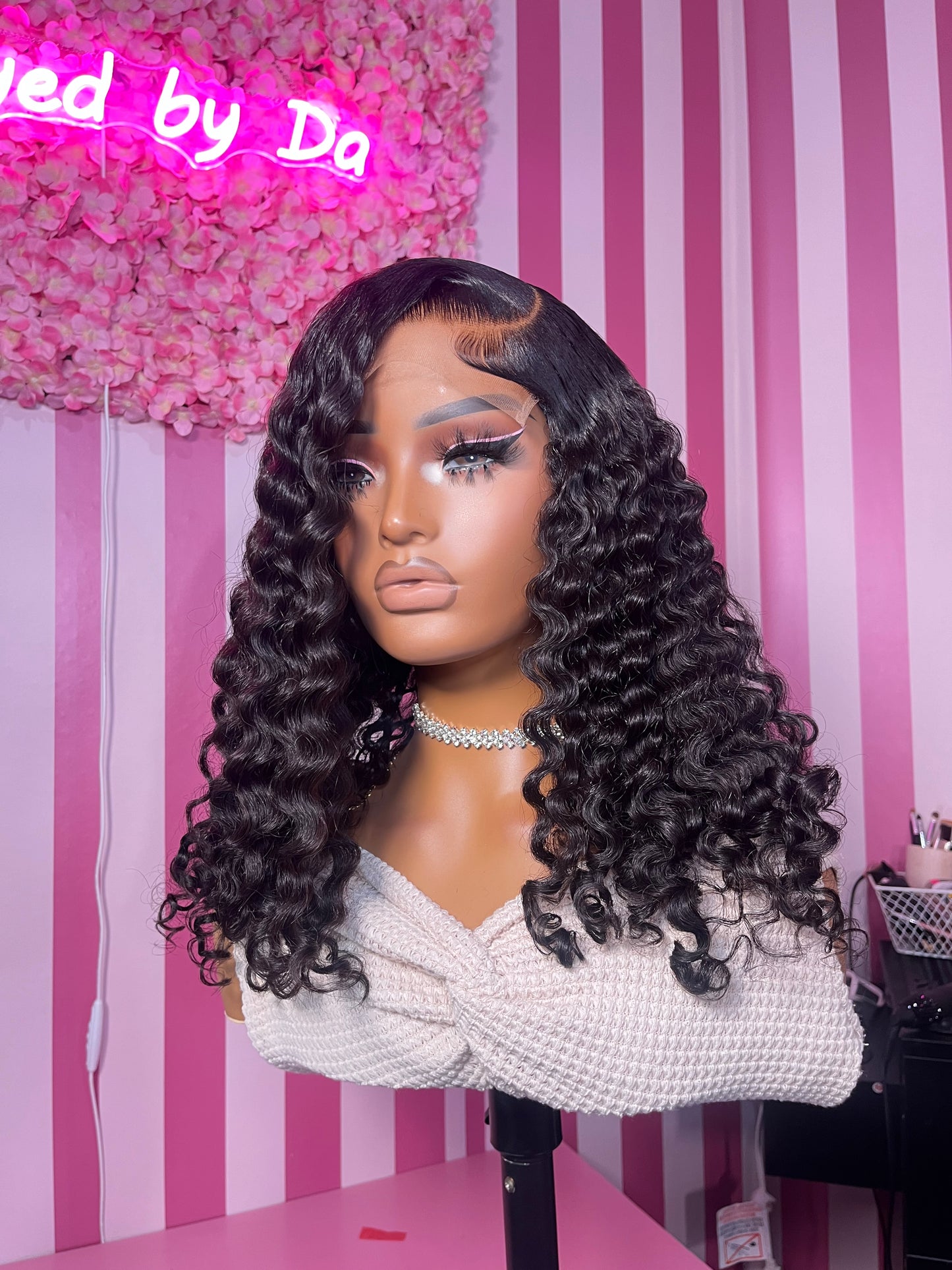 Monique Available