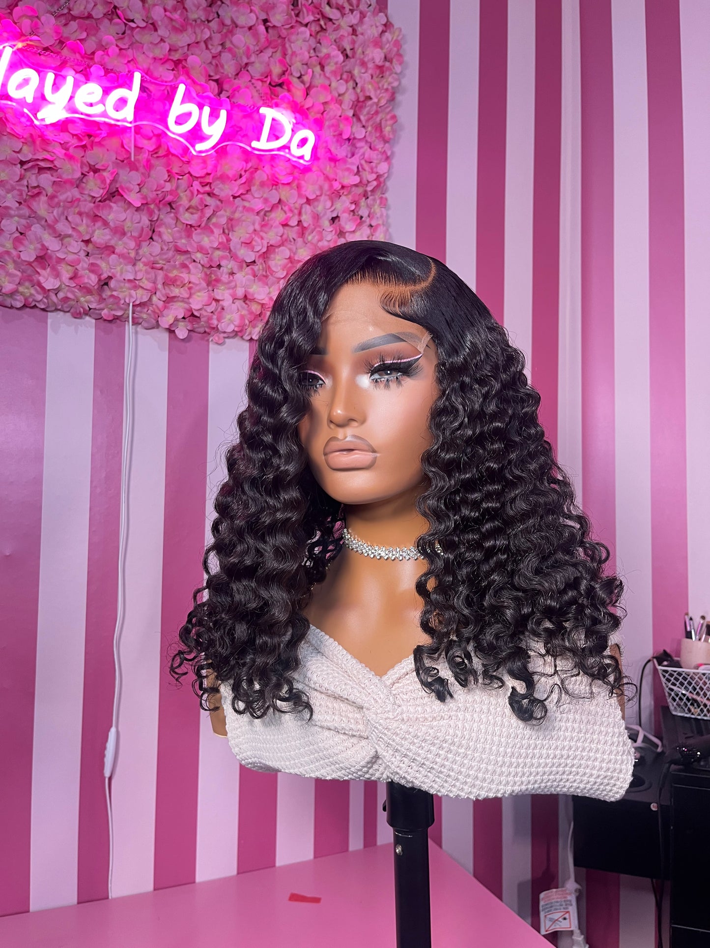 Monique Available